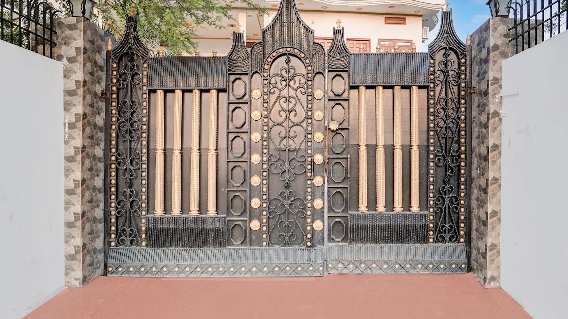 Hotel O Aarna Guesthouse Varanasi